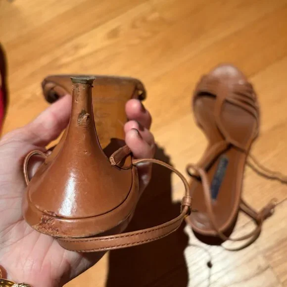 Ralph Lauren Collection Strappy Leather Kitten Heels 9B - Picture 4 of 4